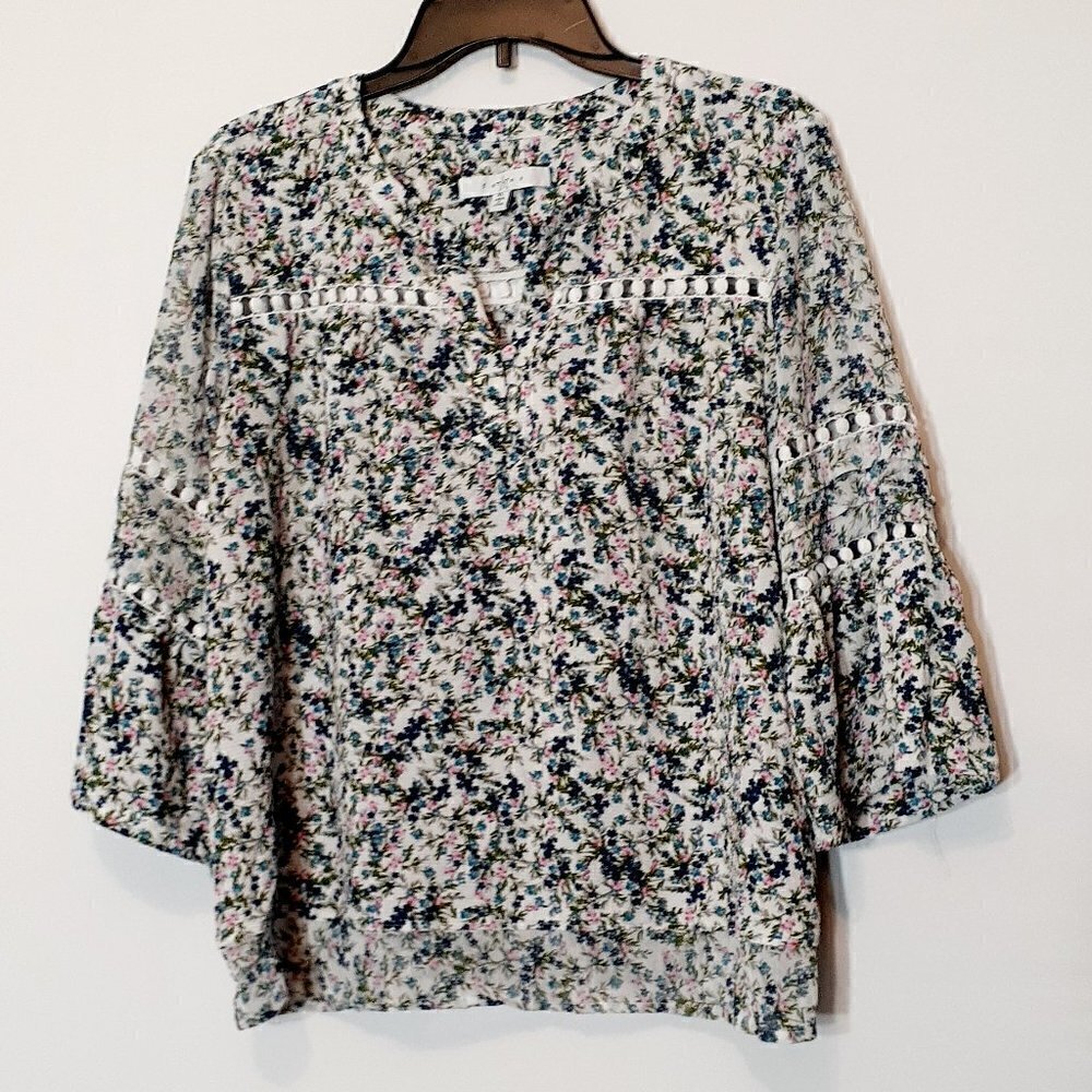 WOMEN'S "Fever" Blue/Pink Floral Tunic; Ruffle Sleeves; Lace; Size XL